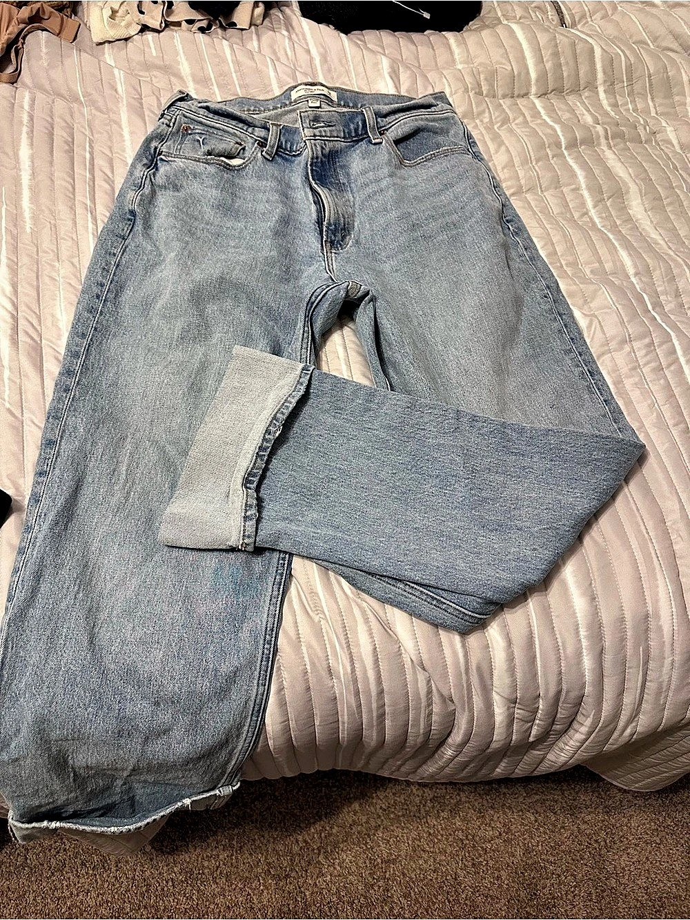Abercrombie & Fitch Ultra High Rise 90s Straight Jean Women's Blue Straight Leg